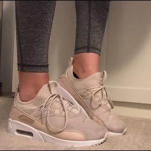 Nike Air Max in Unique Color!